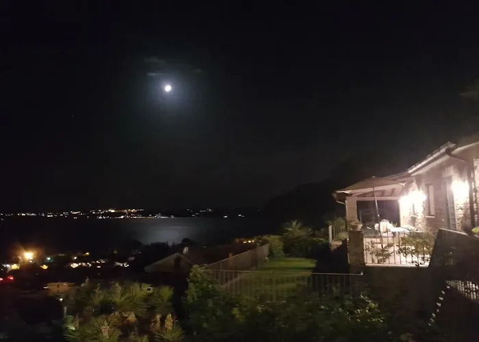 Isotta Villa Trevignano Romano